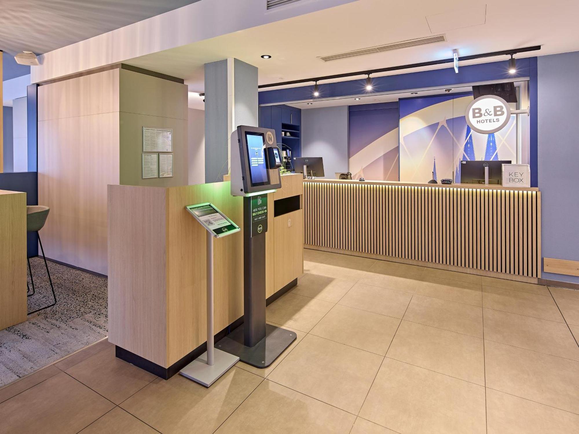 Hotel Köln-messe 2*